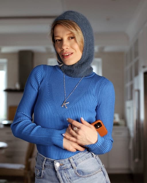 Lia Balaclava