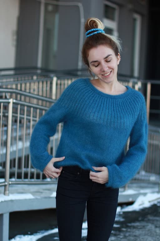 Мастер-класс по вязанию джемпера с круглой кокеткой МК English_sweater