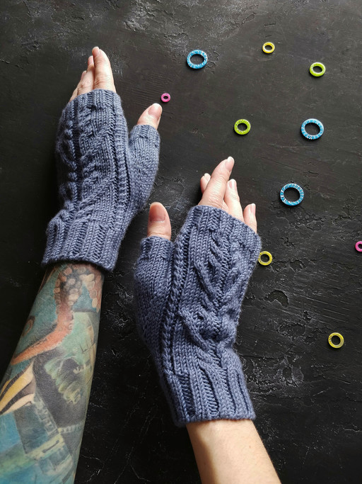 Мастер-класс по вязанию спицами на митенки МК Twins_mittens