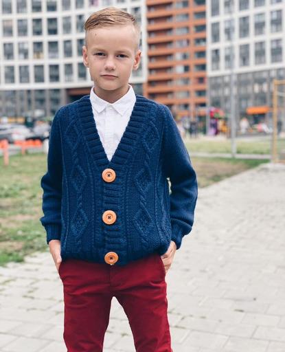 Описание "BRUTAL CARDI"